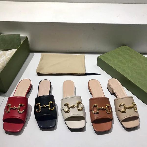 luxury designer women's slide sandals with horsebit mule grade leather slides summer flats slippers ladies shoes with box 35-42, Black
luxury designer women's slide sandals with horsebit mule grade leather slides summer flats slippers ladies shoes with box 35-42, Black