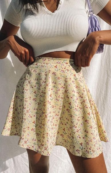 summer floral print high waist women skirt umbrella mini yellow invisible zipper chiffon girl with short, Black
summer floral print high waist women skirt umbrella mini yellow invisible zipper chiffon girl with short, Black