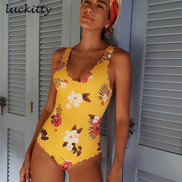 one-piece suits 2021 one piece swimsuit floral printed sports swimwear women bathing suit summer beach wear wide strap brazilian monokini
one-piece suits 2021 one piece swimsuit floral printed sports swimwear women bathing suit summer beach wear wide strap brazilian monokini