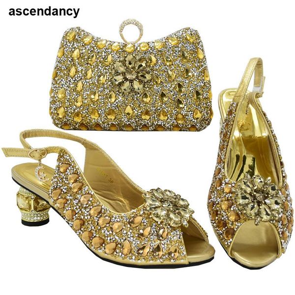 latest design gold color nigerian party shoe and bag sets italian ladies shoes ands bags set decorated with rhinestone dress, Black
latest design gold color nigerian party shoe and bag sets italian ladies shoes ands bags set decorated with rhinestone dress, Black