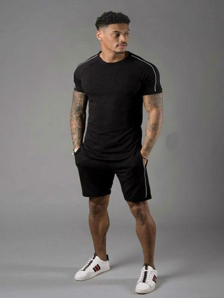 men's tracksuits summer 2021 1 o-collar sportswear short sleeve suit plain color patchwork t-shirt + sports shorts, Gray
men's tracksuits summer 2021 1 o-collar sportswear short sleeve suit plain color patchwork t-shirt + sports shorts, Gray