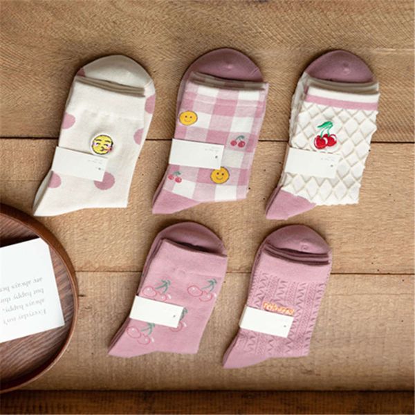 autumn winter cotton smiling face embroidered middle lovely fashion all, Black;white
autumn winter cotton smiling face embroidered middle lovely fashion all, Black;white