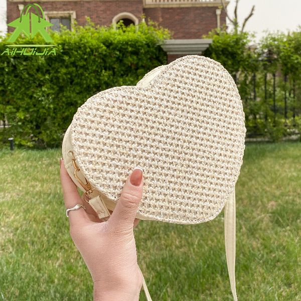 fashion heart-shaped straw women shoulder bags bohemia woven female handbags 2021 summer beach rattan bag travel messenger bag
fashion heart-shaped straw women shoulder bags bohemia woven female handbags 2021 summer beach rattan bag travel messenger bag