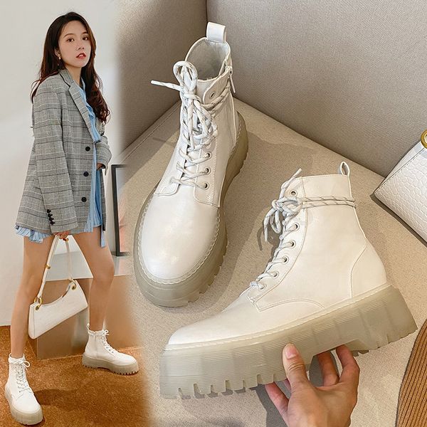winter women shoes genuine leather boots round toe flat thick soled short boots white classic platform 210507, Black
winter women shoes genuine leather boots round toe flat thick soled short boots white classic platform 210507, Black