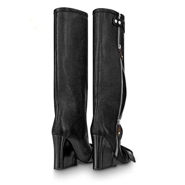 2021 lady women sheepskin leather chuckly high heels knight boots square toe long knee catwalk rivets zipper shoes martin buckle s3468, Black
2021 lady women sheepskin leather chuckly high heels knight boots square toe long knee catwalk rivets zipper shoes martin buckle s3468, Black