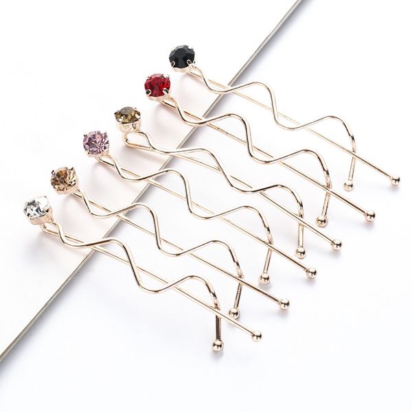 version simple headdress hair ornament exquisite shining diamond edge clip diamond wave twist clip hairpin female, Golden;silver
version simple headdress hair ornament exquisite shining diamond edge clip diamond wave twist clip hairpin female, Golden;silver