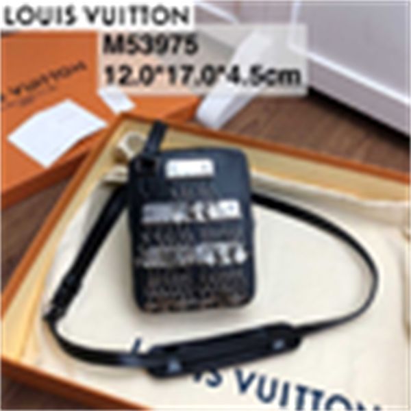 metal shoulder body m53975 new brand pendant messenger bag men handbags designer messenger bags totes iconic cross luxury bags fn5l hand, Black;red
metal shoulder body m53975 new brand pendant messenger bag men handbags designer messenger bags totes iconic cross luxury bags fn5l hand, Black;red