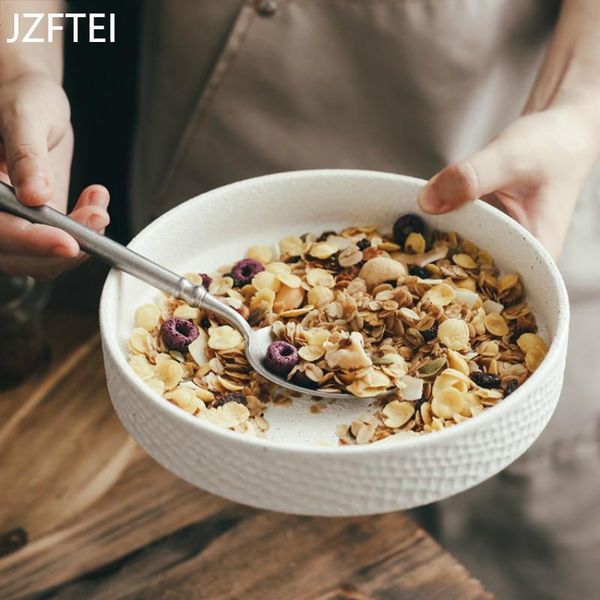 bowls bowl of hand-drawn round ceramic soup noodles fruit salad spaghetti restaurant utensils household kitchen
bowls bowl of hand-drawn round ceramic soup noodles fruit salad spaghetti restaurant utensils household kitchen
