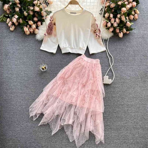 summer women 3d flower embroidery beaded short + star sequined irregular mesh long skirt ensemble femme 2 piece set female 210602, White
summer women 3d flower embroidery beaded short + star sequined irregular mesh long skirt ensemble femme 2 piece set female 210602, White