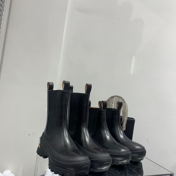 the latest autumn winter 2021 patchwork new fashion styles designer women thick bottom boots motorcycle leather luxury trainers shoes, Black
the latest autumn winter 2021 patchwork new fashion styles designer women thick bottom boots motorcycle leather luxury trainers shoes, Black