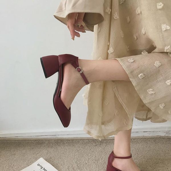 dress shoes korean version of the 2021 summer thick bottom round head sandals fairy style single female word buckle high heels, Black
dress shoes korean version of the 2021 summer thick bottom round head sandals fairy style single female word buckle high heels, Black