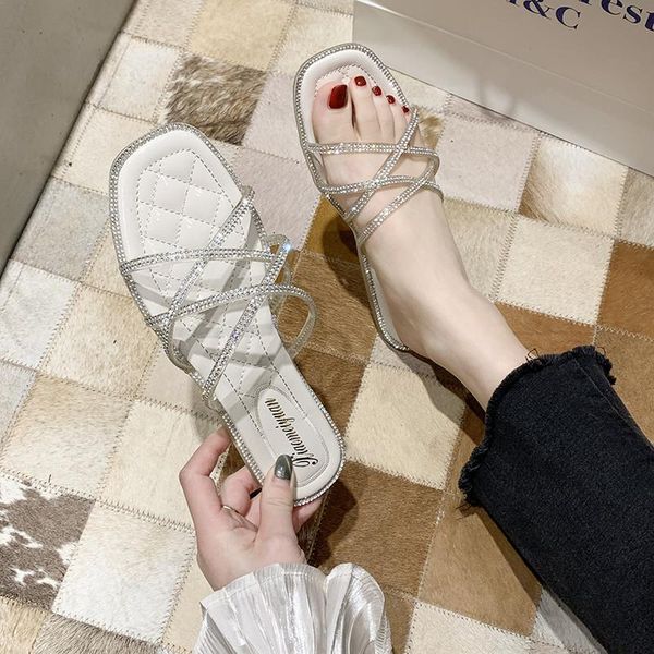 slippers 2021 summer roman retro women rhinestone transparent shoes flats beach woman m1295, Black
slippers 2021 summer roman retro women rhinestone transparent shoes flats beach woman m1295, Black