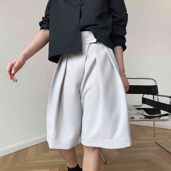 capris size large female pant 2021 fashion clothes leg wide pants for women high waist ruched knee length, Black;white
capris size large female pant 2021 fashion clothes leg wide pants for women high waist ruched knee length, Black;white