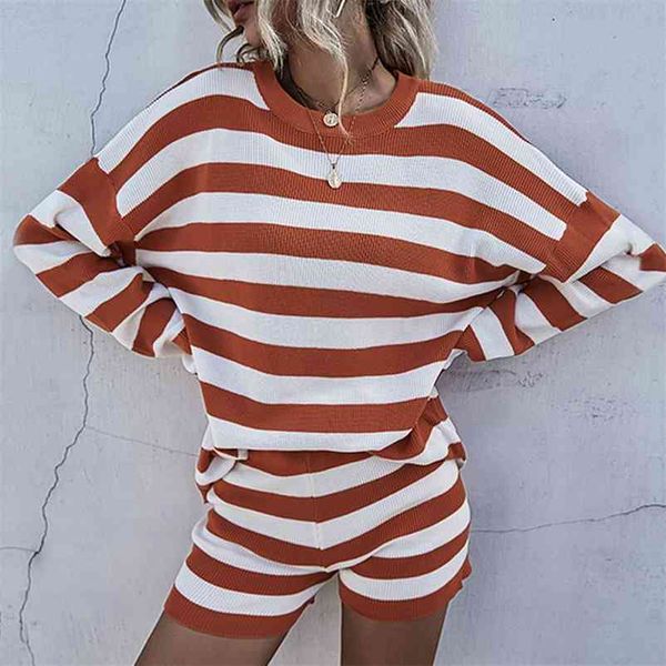 women two piece set shorts style autumn winter women's leisure knitted sweater suit female contrast sweat suits 210517, White
women two piece set shorts style autumn winter women's leisure knitted sweater suit female contrast sweat suits 210517, White