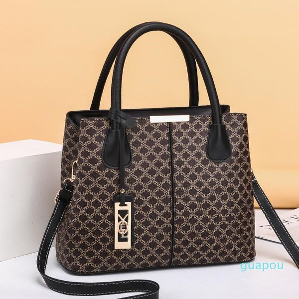 evening bags shoulder for women bolsa de couro leather crossbody bag fashion tote luxury handbags casual designer handbag
evening bags shoulder for women bolsa de couro leather crossbody bag fashion tote luxury handbags casual designer handbag