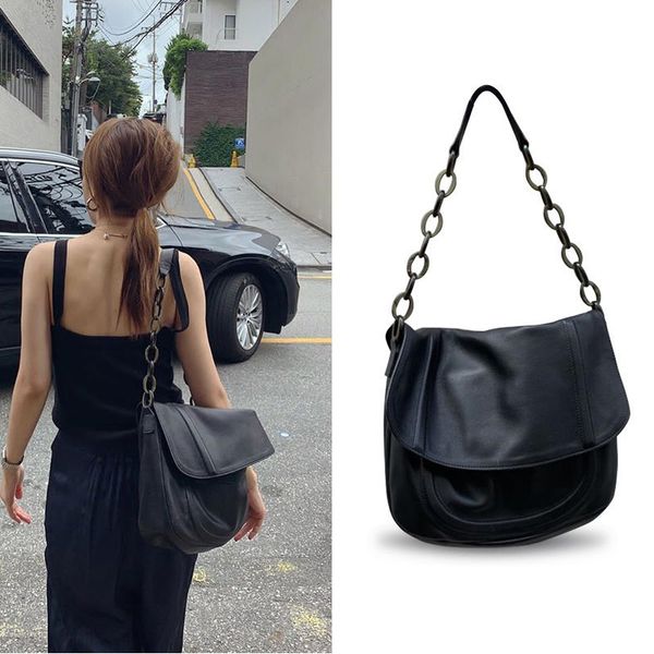 women vintage trend crossbady designers luxury chain casual shoulder messenger bags soft leather versatile black handbags c0508
women vintage trend crossbady designers luxury chain casual shoulder messenger bags soft leather versatile black handbags c0508