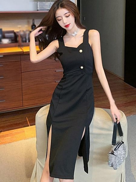 casual dresses summer ladies korean fashion retro all-match outer wear bifurcated design sling black slim dress, Black;gray
casual dresses summer ladies korean fashion retro all-match outer wear bifurcated design sling black slim dress, Black;gray