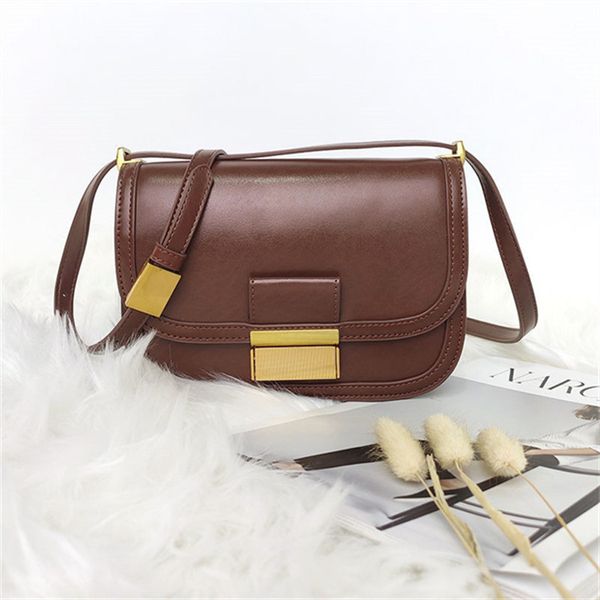 designers duffel bags 45cm 55cm luxury large capacity travel sale women men genuine leather shoulder fashion bag carry rivets with lock head
designers duffel bags 45cm 55cm luxury large capacity travel sale women men genuine leather shoulder fashion bag carry rivets with lock head