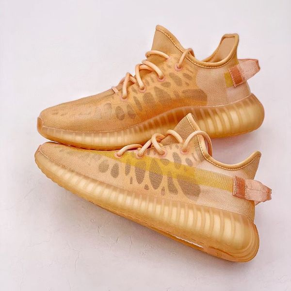 2021 kanye running shoes black blue static reflective men women sports sneakers trainers accessorie with box
2021 kanye running shoes black blue static reflective men women sports sneakers trainers accessorie with box