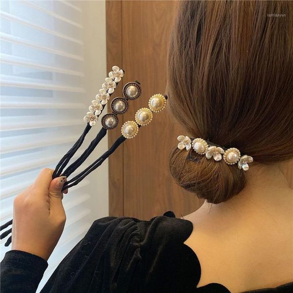 pearls headbands magic hair making tool curls bun retro pearl shell flower maker accessories for women1
pearls headbands magic hair making tool curls bun retro pearl shell flower maker accessories for women1