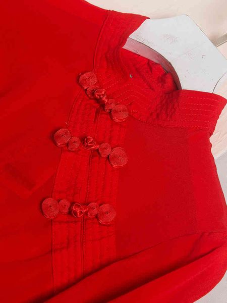 blouses 2021 retro stand collar silk shirt with foreign style and impd top, White
blouses 2021 retro stand collar silk shirt with foreign style and impd top, White