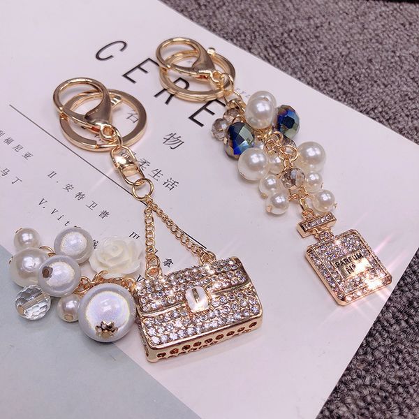 creative rhineston beaded perfume bottle keychain female korean car accessories bag pendant gift keychain for girls, Silver
creative rhineston beaded perfume bottle keychain female korean car accessories bag pendant gift keychain for girls, Silver