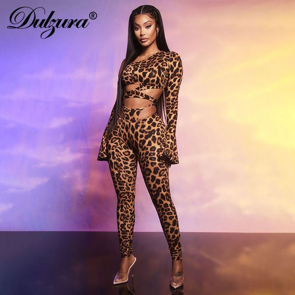 leopard women 2 piece set flare sleeve crop lace up high waist pants hollow out club streetwear 2021 autumn winter, Black;white
leopard women 2 piece set flare sleeve crop lace up high waist pants hollow out club streetwear 2021 autumn winter, Black;white