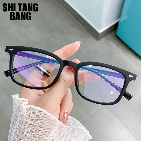 sunglasses 2021 classic square blue light blocking glasses women computer anti ray flat mirror can be equipped with myopia frame, White;black
sunglasses 2021 classic square blue light blocking glasses women computer anti ray flat mirror can be equipped with myopia frame, White;black