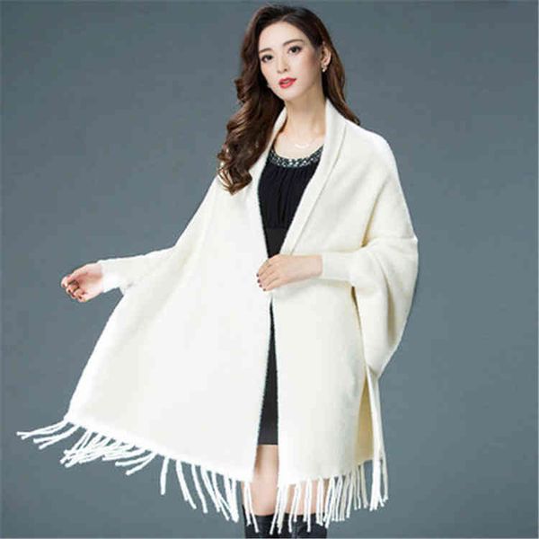 autumn and winter new imitation mink cloak tassel shawl scarf dual purpose loose solid color bat sleeve knitted coat women's thick, Blue;gray
autumn and winter new imitation mink cloak tassel shawl scarf dual purpose loose solid color bat sleeve knitted coat women's thick, Blue;gray