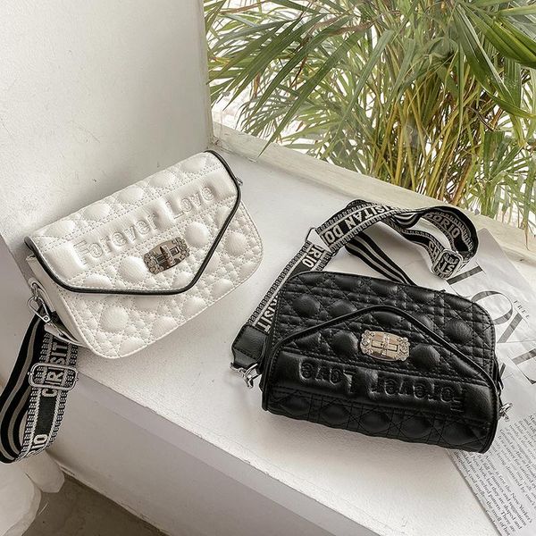 evening bags 2021 trend leather fashion all-match simple and lightweight single shoulder messenger hand handbag small bag solid color
evening bags 2021 trend leather fashion all-match simple and lightweight single shoulder messenger hand handbag small bag solid color