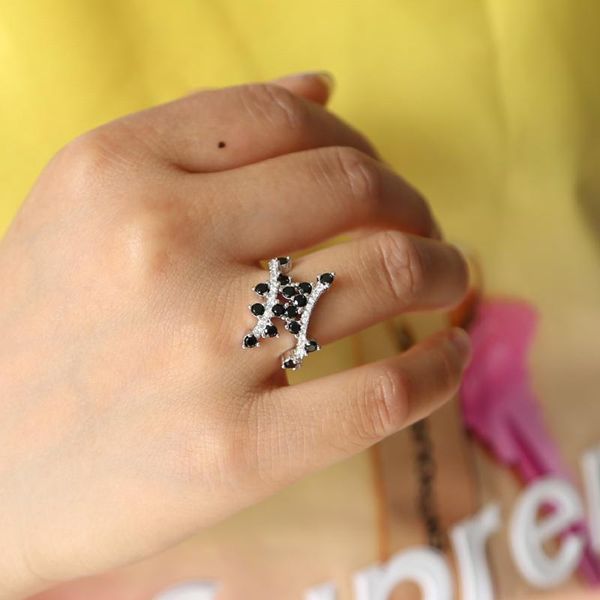 wedding rings 2021 finger midi ring for women elegant white & black engagement cz zircon delicate open cute jewelry, Slivery;golden
wedding rings 2021 finger midi ring for women elegant white & black engagement cz zircon delicate open cute jewelry, Slivery;golden