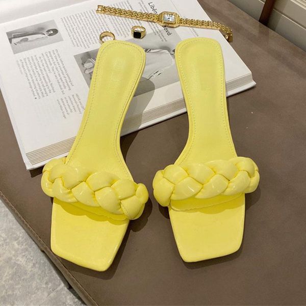slippers 2021 summer fashion woman female open toe square slides ladies med heels beach casual solid rome shoe, Black
slippers 2021 summer fashion woman female open toe square slides ladies med heels beach casual solid rome shoe, Black