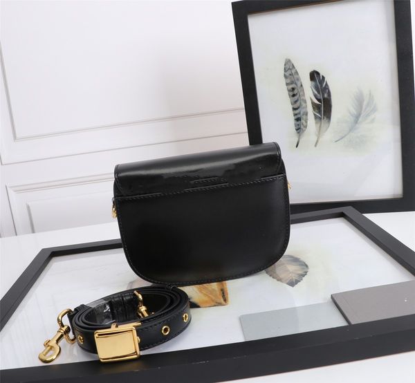 women luxurys designers bags 2021 handbags fashion one-shoulder messenger bag
women luxurys designers bags 2021 handbags fashion one-shoulder messenger bag