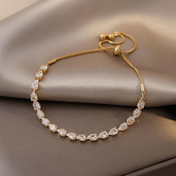 charm bracelets 2021 korean design sparkling zircon bracelet adjustable exquisite rhinestone chain fashion female jewelry, Golden;silver
charm bracelets 2021 korean design sparkling zircon bracelet adjustable exquisite rhinestone chain fashion female jewelry, Golden;silver