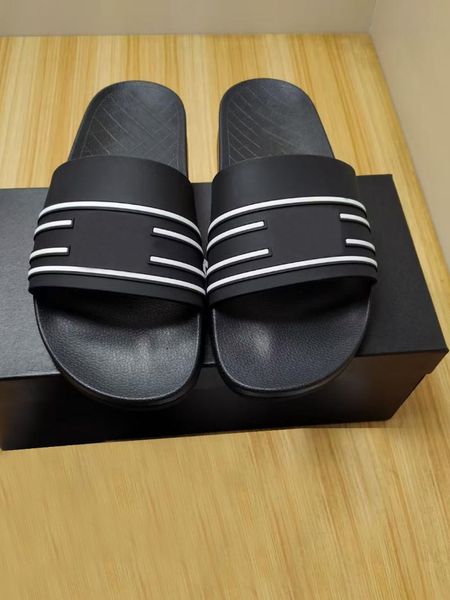 slippers 2021 summer home fashion bathroom travel beach sandals lovers shoes 35-45, Black
slippers 2021 summer home fashion bathroom travel beach sandals lovers shoes 35-45, Black