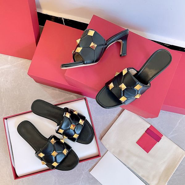 2021ss sandals women slipper summer real leather sandal with rivets 6.5cm high heels beach slide fashion scuffs indoor shoe with box home011, Black
2021ss sandals women slipper summer real leather sandal with rivets 6.5cm high heels beach slide fashion scuffs indoor shoe with box home011, Black