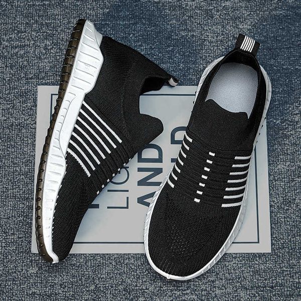 korean version of trendy men's flying mh sho, sports and leisure, one foot pedaling lazy fashionable flat heel round head low
korean version of trendy men's flying mh sho, sports and leisure, one foot pedaling lazy fashionable flat heel round head low