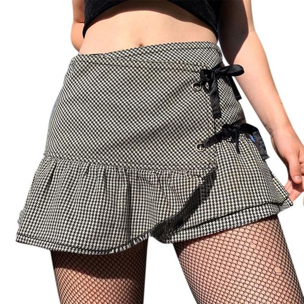 skirts women gothic black velvet bodycon mini skirt high waist split hem hook eye buckle a-line slim fit harajuku streetwear
skirts women gothic black velvet bodycon mini skirt high waist split hem hook eye buckle a-line slim fit harajuku streetwear