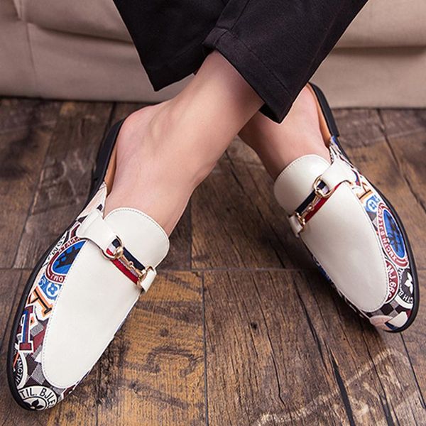 slippers 2021 men flat footwear man comfortable fashion shoes male casual summer metal non-slip patent leather 38-44, Black
slippers 2021 men flat footwear man comfortable fashion shoes male casual summer metal non-slip patent leather 38-44, Black
