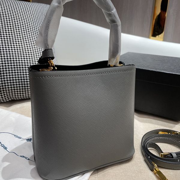 handbag bucket drawstring bag luxury designer leather handbags fashion shoulder bags totes purses crossbody
handbag bucket drawstring bag luxury designer leather handbags fashion shoulder bags totes purses crossbody