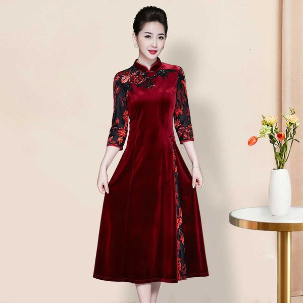 luxury evening dress temperament ftive -in-law wedding 's autumn winter middle-aged and elderly golden veet, Black;gray
luxury evening dress temperament ftive -in-law wedding 's autumn winter middle-aged and elderly golden veet, Black;gray