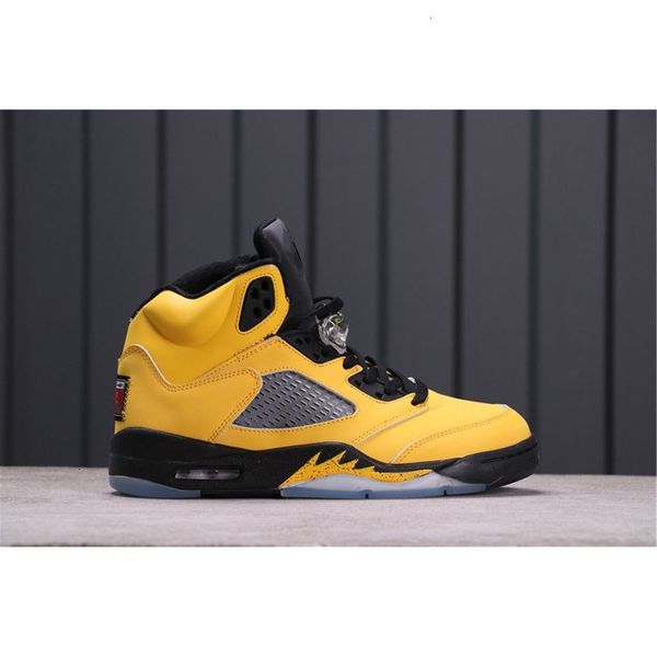 high version jumpman 5 sp michigan basketball shoes women mens fashion trainers new designer sneakers ship with
high version jumpman 5 sp michigan basketball shoes women mens fashion trainers new designer sneakers ship with