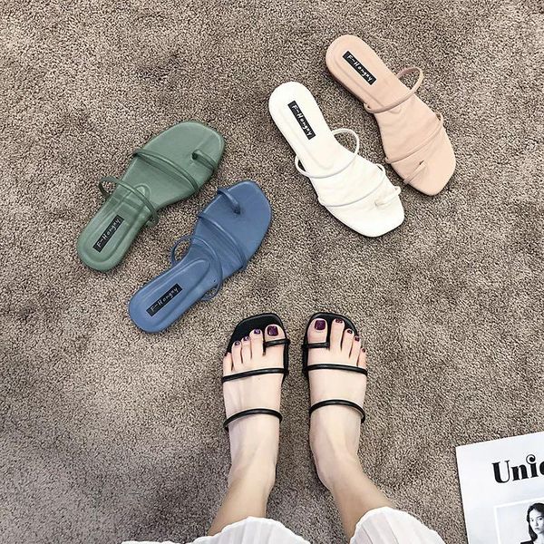 summer flats slippers thong style retro leather drags holiday beach outside sandals shoes flat heel, Black
summer flats slippers thong style retro leather drags holiday beach outside sandals shoes flat heel, Black