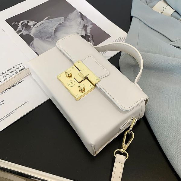evening bags original brand bag 2021 fashion and messenger female mini square shoulder mobile phone
evening bags original brand bag 2021 fashion and messenger female mini square shoulder mobile phone