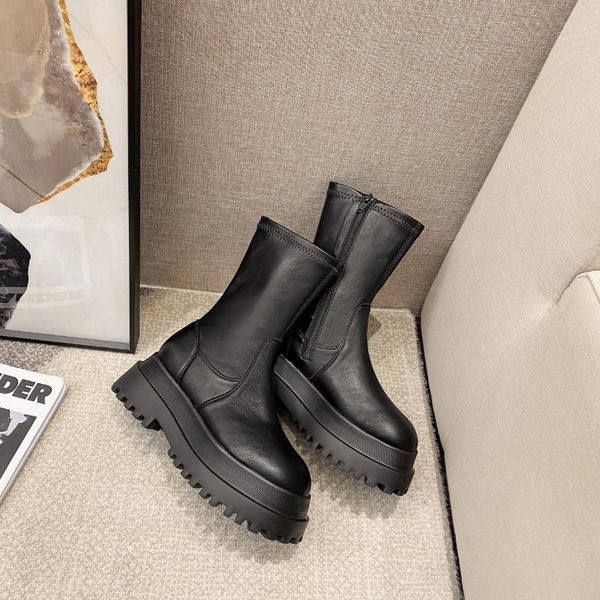 boots winter low tube shoes round head pu leather black artificial wool women's middle heel snow
boots winter low tube shoes round head pu leather black artificial wool women's middle heel snow