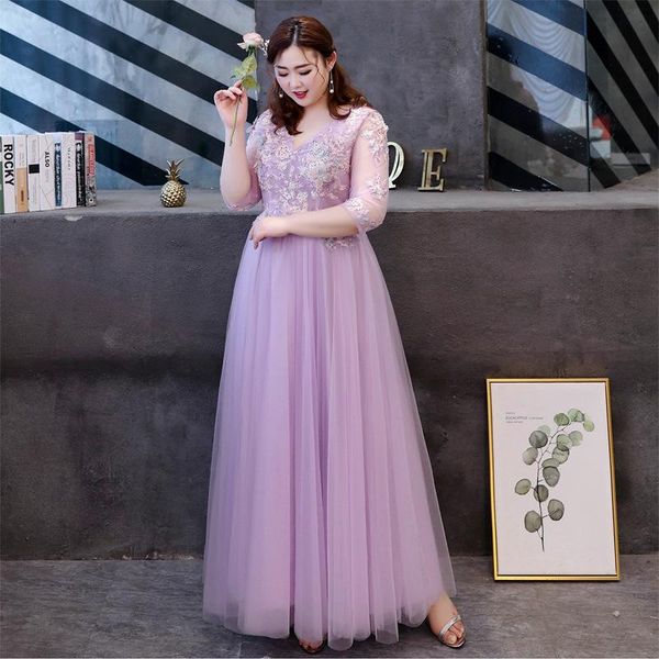 plus size xl-4xl elegant v-neck banquet gown lady exquisite floral appliques trim formal party dress sweet mesh pleated dresses ethnic cloth, Red
plus size xl-4xl elegant v-neck banquet gown lady exquisite floral appliques trim formal party dress sweet mesh pleated dresses ethnic cloth, Red