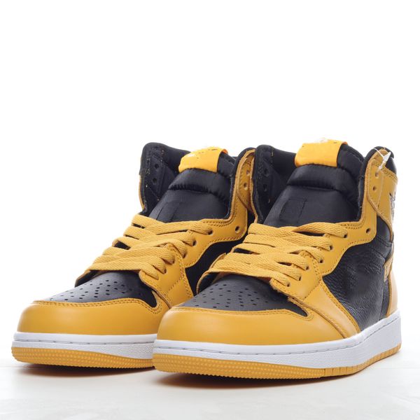 good quality men women basketball shoes authentic 1 1s pollen/black-white fashion sneakers ship with box
good quality men women basketball shoes authentic 1 1s pollen/black-white fashion sneakers ship with box