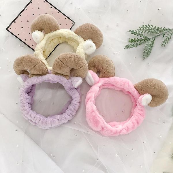 hair clips & barrettes 2021 south korea's horns hairband creative cartoon plush elastic ladies face wash makeup headband wholesale, Golden;silver
hair clips & barrettes 2021 south korea's horns hairband creative cartoon plush elastic ladies face wash makeup headband wholesale, Golden;silver
