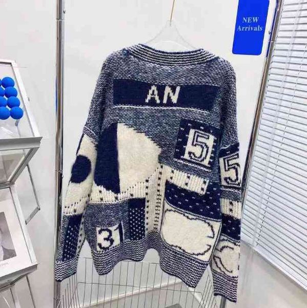 Sweaters Women's Winter fall Fashion Designer Sweater High-end Comfort V-neck warmth C letter embroidery women's sweater S-XL 4RXF, White;black
Sweaters Women's Winter fall Fashion Designer Sweater High-end Comfort V-neck warmth C letter embroidery women's sweater S-XL 4RXF, White;black