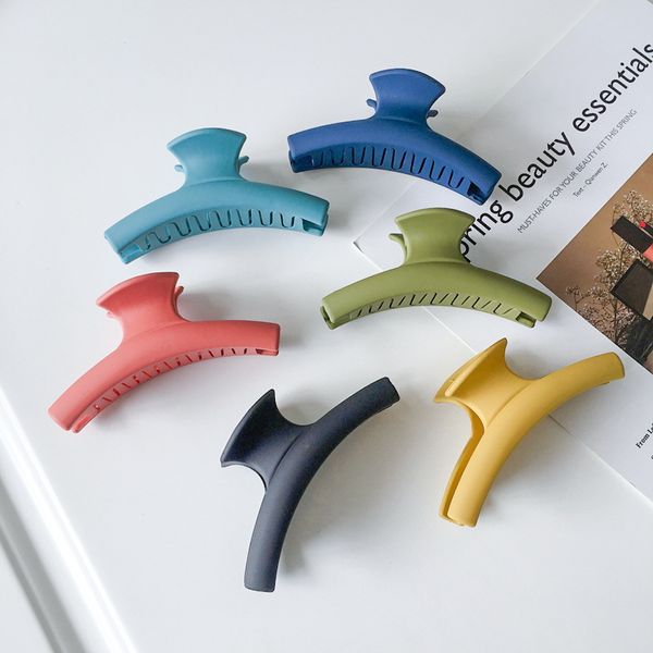 korean retro temperaments head clamps candy color frosted texture hairpin temperament girl hair bathing catch clip arc hollow horn hairjewel, Slivery;golden
korean retro temperaments head clamps candy color frosted texture hairpin temperament girl hair bathing catch clip arc hollow horn hairjewel, Slivery;golden